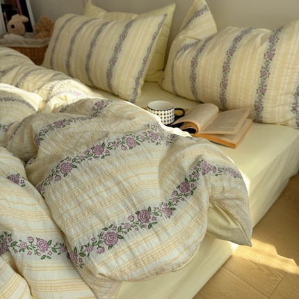 91家纺网 家纺一手货源 找家纺 （总）六巷胡同 2025新款韩系INS博主风40S全棉色织提花四件套