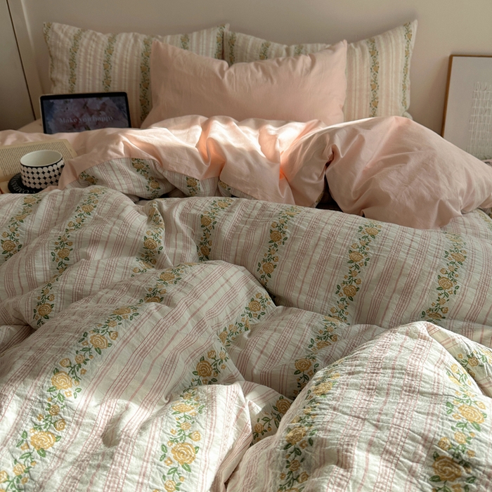 91家纺网 家纺一手货源 找家纺 （总）六巷胡同 2025新款韩系INS博主风40S全棉色织提花四件套