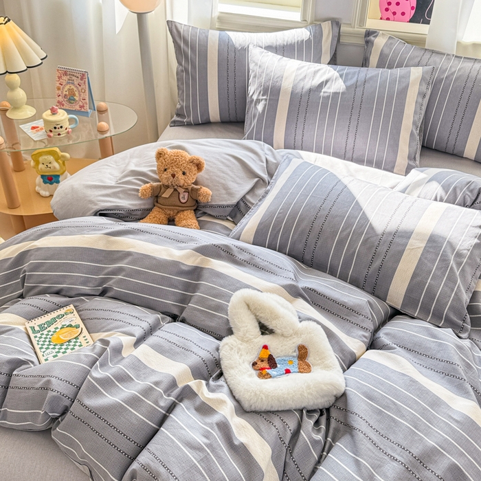 91家纺网 家纺一手货源 找家纺 简宜家居（朝初家纺） 2025新款40支13070纯棉四件套 条纹艺术