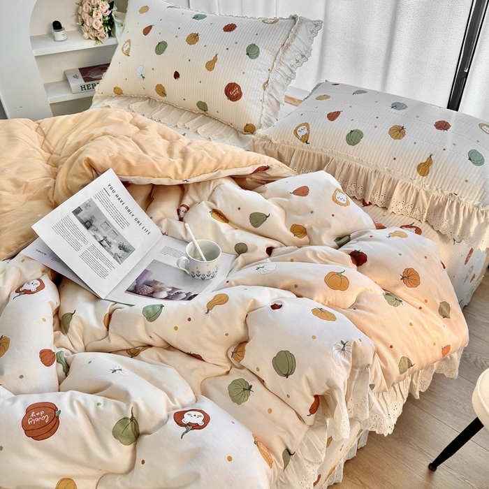 91家纺网 家纺一手货源 找家纺 尊妙被业 2025春夏新款全棉纯棉印花法式花边春秋被可机洗 南瓜节