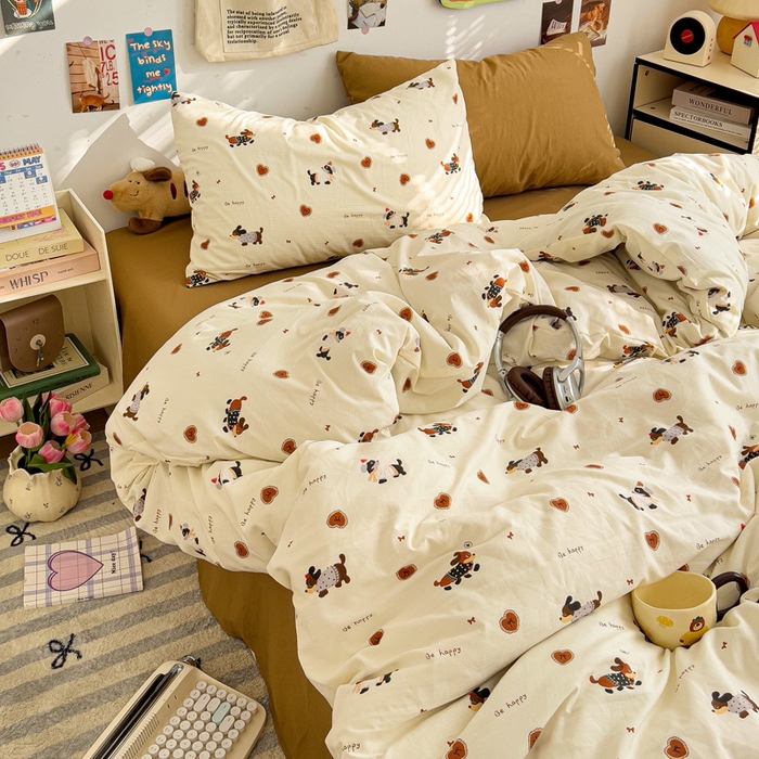 91家纺网 家纺一手货源 找家纺 水墨江南 2025新款超柔水洗棉系列四件套 腊肠小狗