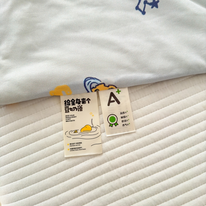 91家纺网 家纺一手货源 找家纺 木堇家居 25年春夏卡通小清新针织棉10%大豆夏被（长期款） 快乐星球