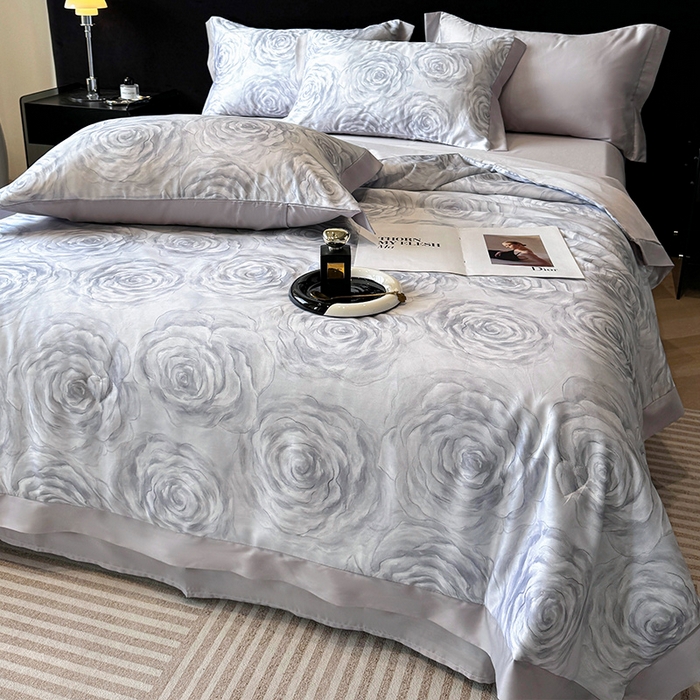 91家纺网 家纺一手货源 找家纺 迷尚家居 2025新款夏被100%莱赛尔数码印花夏被四件套50支天丝夏被 松绿玫瑰