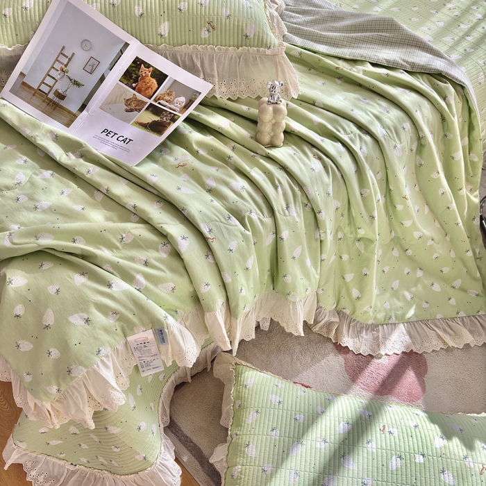 91家纺网 家纺一手货源 找家纺 尊妙被业 2025春夏新款全棉纯棉印花法式花边夏被夏凉被空调被夏被 半亩果园-绿