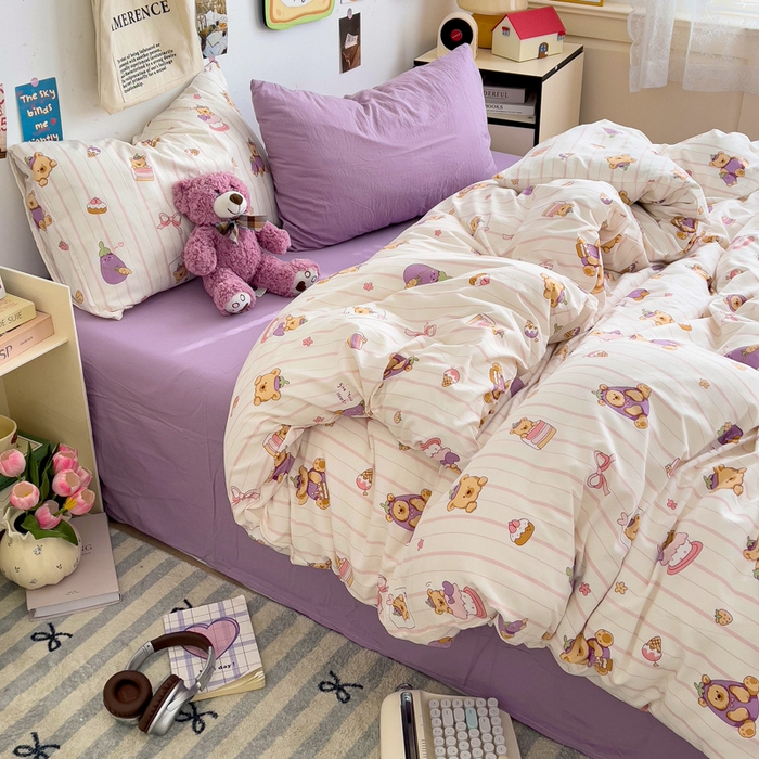 91家纺网 家纺一手货源 找家纺 水墨江南 2025新款超柔水洗棉系列四件套 茄子小熊