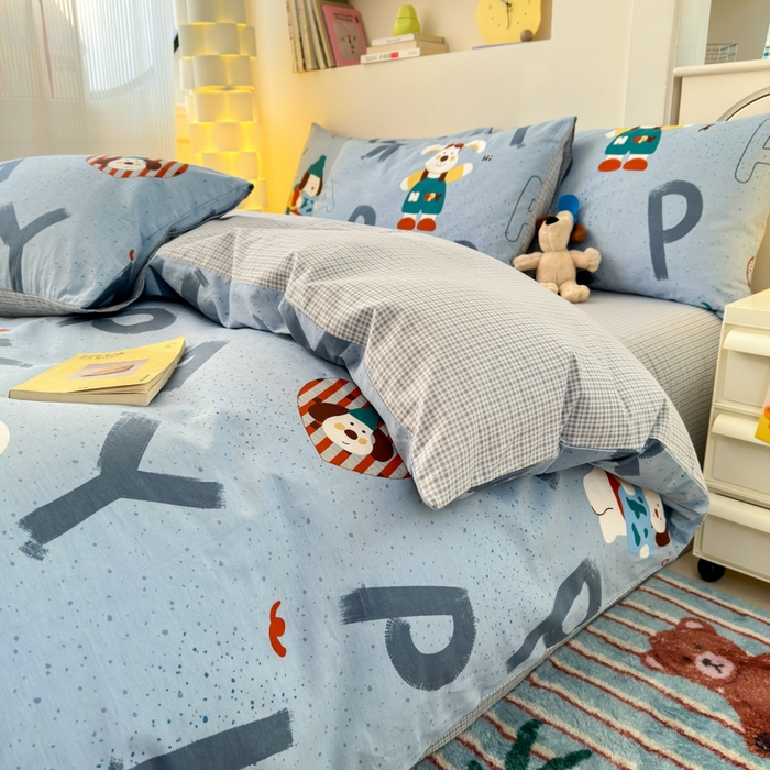 91家纺网 家纺一手货源 找家纺 清雅福 2025新款13070全棉小清新四件套 蒙奇奇·蓝