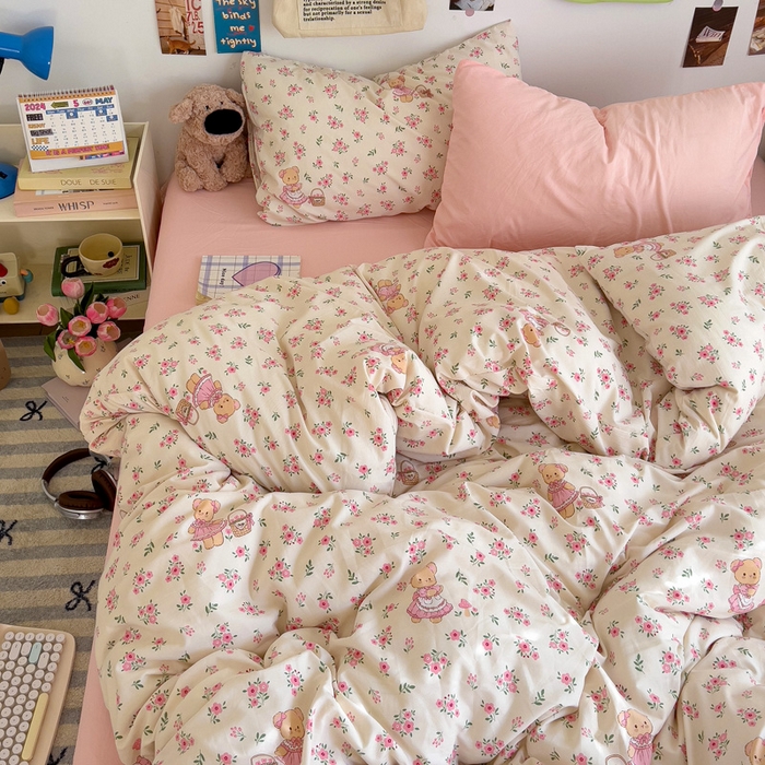 91家纺网 家纺一手货源 找家纺 水墨江南 2025新款超柔水洗棉系列四件套 花间小熊