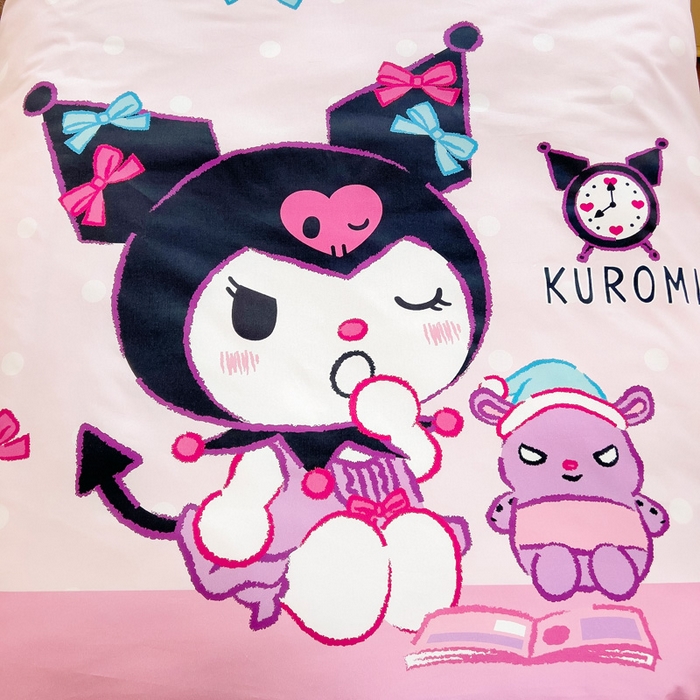 91家纺网 家纺一手货源 找家纺 乐秀家纺 2025新款全棉A类大版定位幼儿园被子三件套卡通三丽鸥被套被芯六件套   时光库洛米