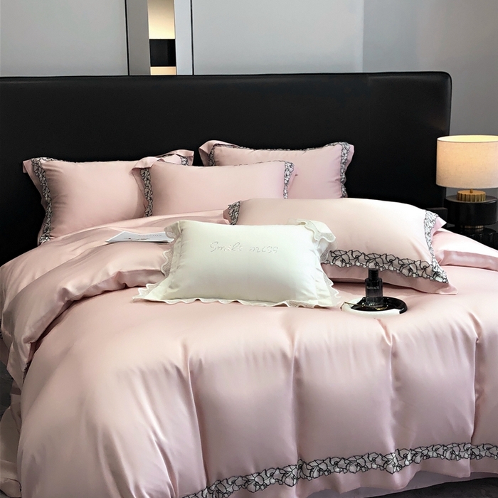 91家纺网 家纺一手货源 找家纺 佳汐蓝家纺 2025新款60天丝绣花梦怡系列四件套 梦怡 粉