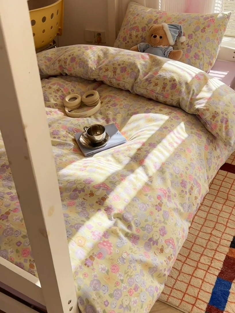 91家纺网 家纺一手货源 找家纺 韩巢家纺 2025新款超柔水洗棉学生宿舍寝室被套床单三件套 兔漫画报