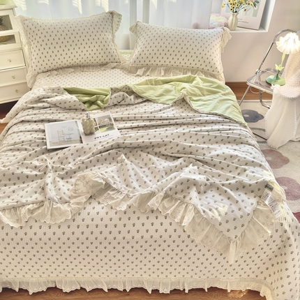 91家纺网 家纺一手货源 找家纺 尊妙被业 2025春夏新款全棉纯棉印花法式花边夏被夏凉被空调被夏被 四叶草-绿