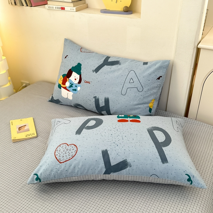 91家纺网 家纺一手货源 找家纺 清雅福 2025新款13070全棉小清新单枕套 蒙奇奇·蓝