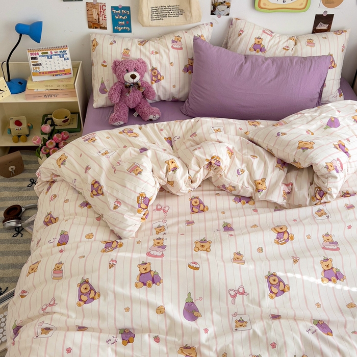 91家纺网 家纺一手货源 找家纺 水墨江南 2025新款超柔水洗棉系列四件套 茄子小熊