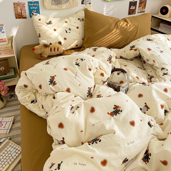 91家纺网 家纺一手货源 找家纺 水墨江南 2025新款超柔水洗棉系列四件套 腊肠小狗