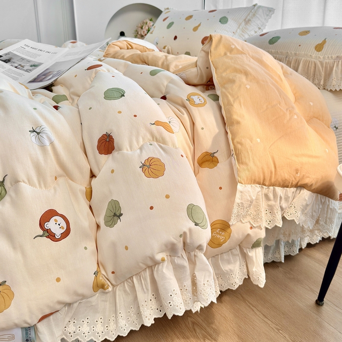 91家纺网 家纺一手货源 找家纺 尊妙被业 2025春夏新款全棉纯棉印花法式花边春秋被可机洗 南瓜节