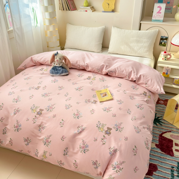 91家纺网 家纺一手货源 找家纺 清雅福 2025新款13070全棉小清新单被套 甜蜜约会·粉