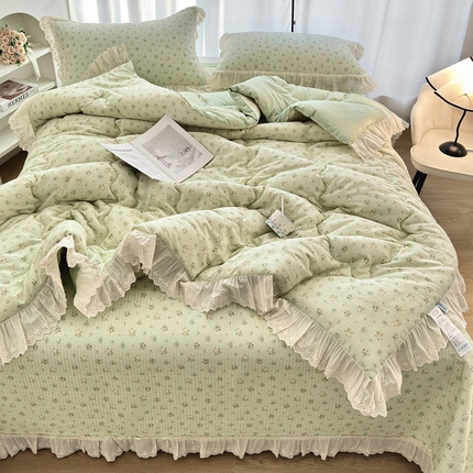 91家纺网 家纺一手货源 找家纺 （总）尊妙被业 2025春夏新款全棉纯棉印花法式花边春秋被可机洗