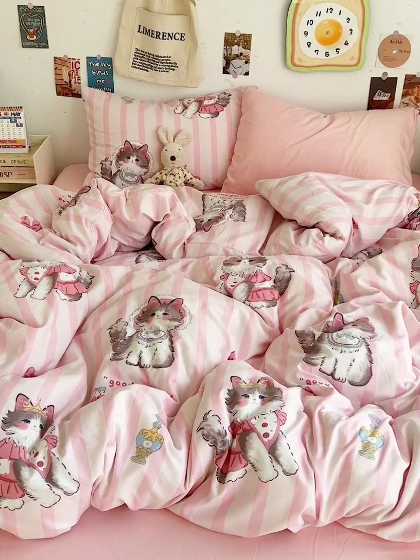 91家纺网 家纺一手货源 找家纺 水墨江南 2025新款超柔水洗棉系列四件套 猫咪公主