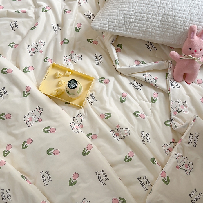 91家纺网 家纺一手货源 找家纺 木堇家居 25年春夏卡通小清新针织棉10%大豆夏被（长期款） baby兔-专版