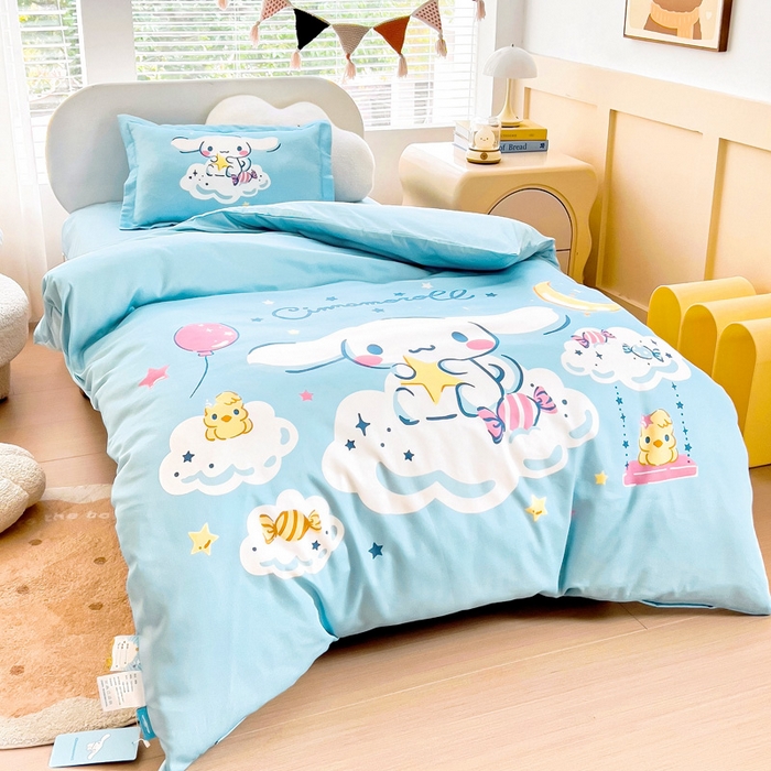 91家纺网 家纺一手货源 找家纺 乐秀家纺 2025新款全棉A类大版定位幼儿园被子三件套卡通三丽鸥被套被芯六件套   云朵玉桂狗