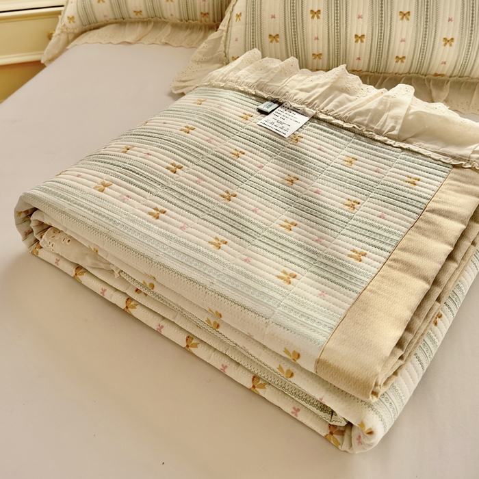 91家纺网 家纺一手货源 找家纺 2025春夏新款全棉纯棉印花法式花边床盖三件套 蝴蝶梦花边床盖