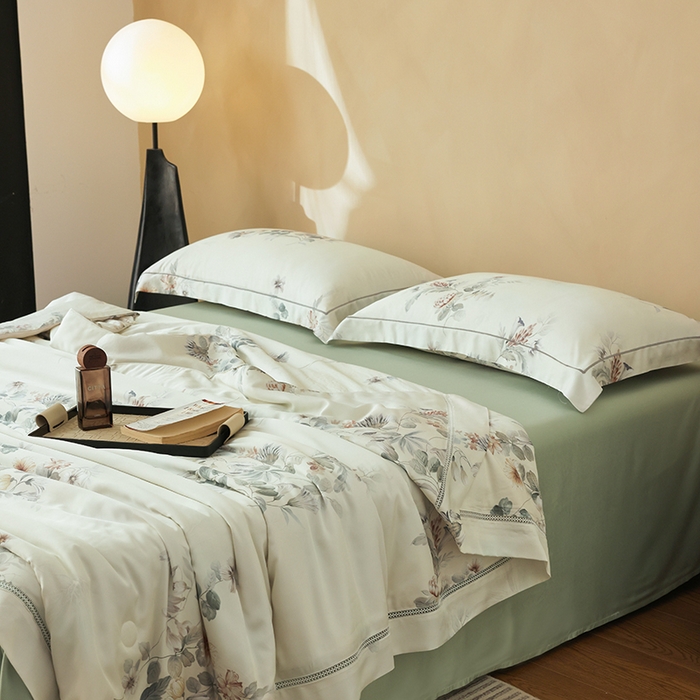 91家纺网 家纺一手货源 找家纺 娇逸家居 2025新款40s天丝莫代尔镂空款夏凉被 兰亭序