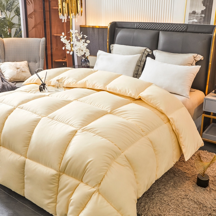 91家纺网 家纺一手货源 找家纺 招财星2店仓储 2025新款秋冬直播带货被子斜纹防羽布冬被春秋被被羽丝棉被 米黄色