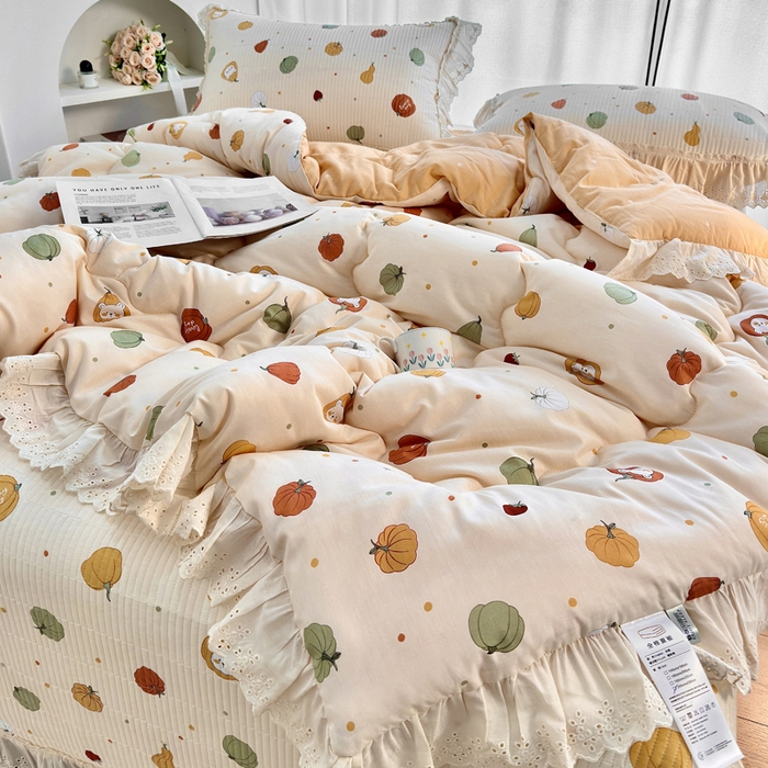 91家纺网 家纺一手货源 找家纺 尊妙被业 2025春夏新款全棉纯棉印花法式花边春秋被可机洗 南瓜节