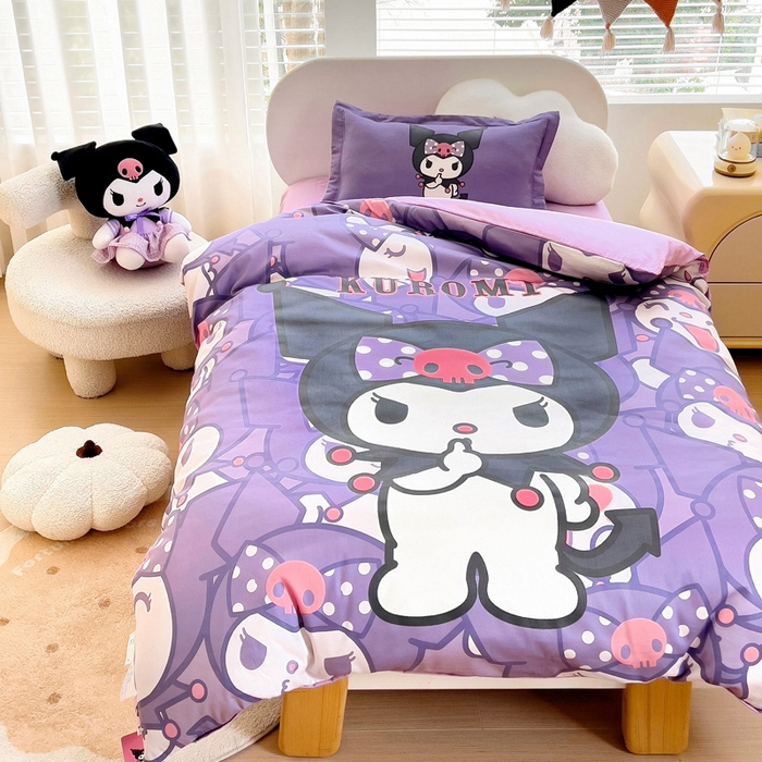 91家纺网 家纺一手货源 找家纺 乐秀家纺 2025新款全棉A类大版定位幼儿园被子三件套卡通三丽鸥被套被芯六件套   可爱库洛米