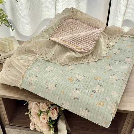 91家纺网 家纺一手货源 找家纺 2025春夏新款全棉纯棉印花法式花边床盖三件套 清歌-绿花边床盖