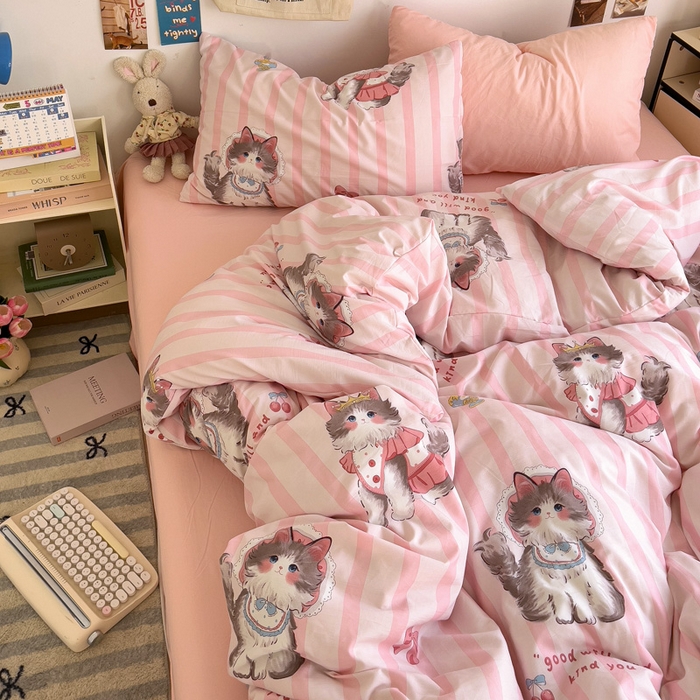 91家纺网 家纺一手货源 找家纺 水墨江南 2025新款超柔水洗棉系列四件套 猫咪公主