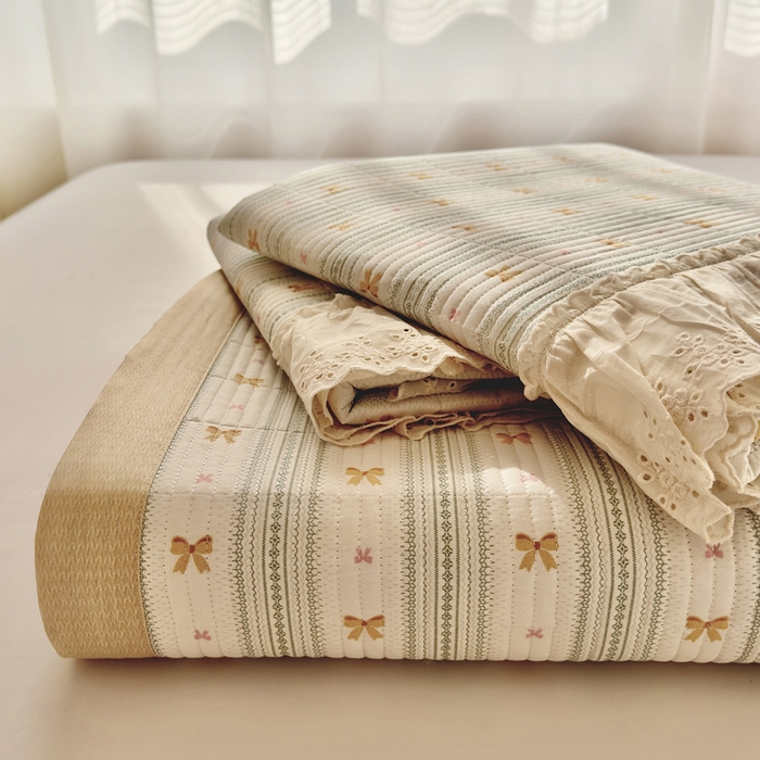 91家纺网 家纺一手货源 找家纺 2025春夏新款全棉纯棉印花法式花边床盖三件套 蝴蝶梦花边床盖