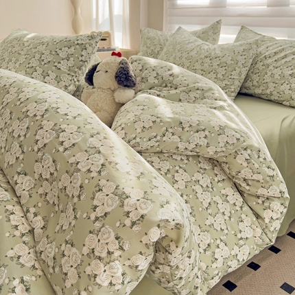 91家纺网 家纺一手货源 找家纺 源莱 2025新款加厚针织棉双层纱系列四件套直播爆款 梦幻森林