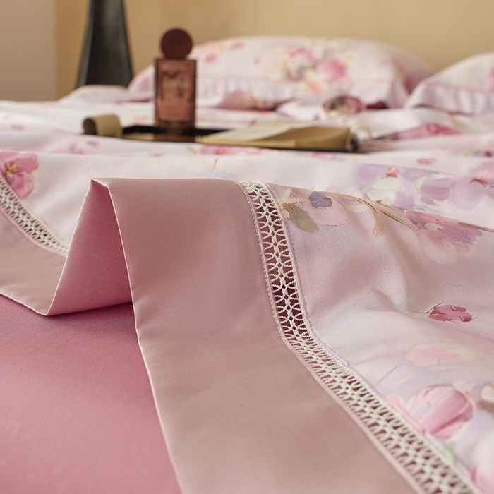 91家纺网 家纺一手货源 找家纺 娇逸家居 2025新款40s天丝莫代尔镂空款夏凉被 艾莉娜