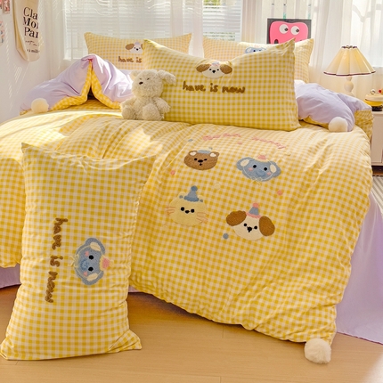 91家纺网 家纺一手货源 找家纺 你好美丽 2025新款水洗棉小象乐园毛巾绣格子工艺款吊球毛巾绣四件套 小象乐园-黄