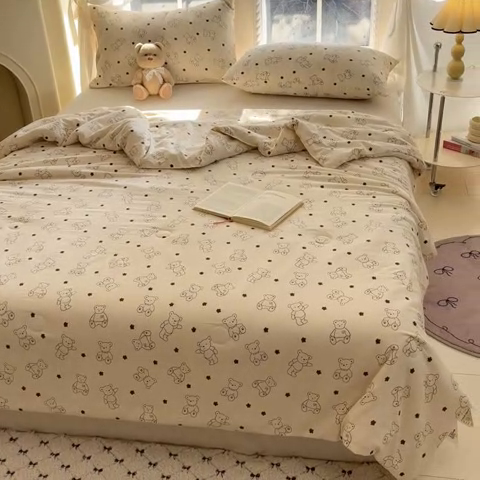 91家纺网 家纺一手货源 找家纺 星巴k家纺 2025糯糯棉A类大豆蛋白纤维夏凉被双层纱水洗棉夏被大豆被 小熊院长