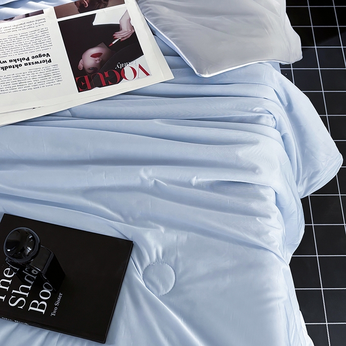 91家纺网 家纺一手货源 找家纺 梦恬佳 2025新款A类凉感夏被系列 天空蓝