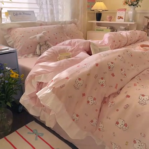91家纺网 家纺一手货源 找家纺 慕澄家纺 2025新款法式浪漫风花边款水洗棉四件套 花边款-粉咪咪