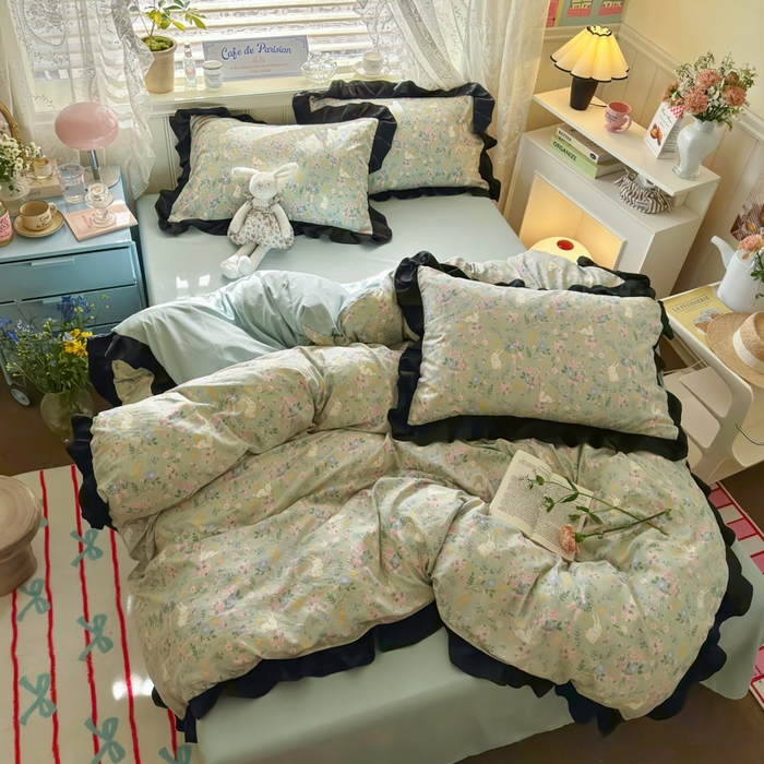 91家纺网 家纺一手货源 找家纺 慕澄家纺 2025新款法式浪漫风花边款水洗棉四件套 花边款-碎花兔兔