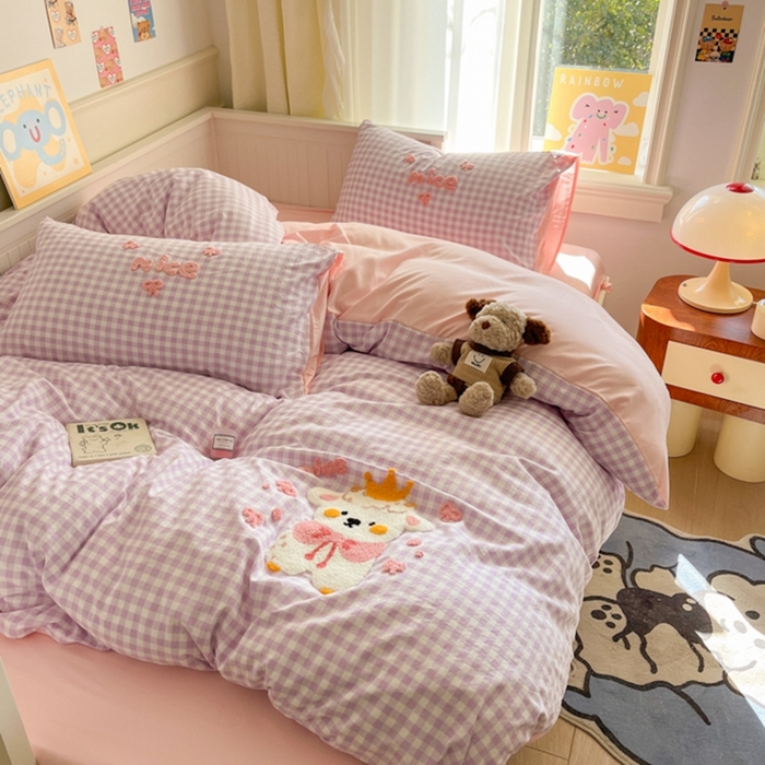 91家纺网 家纺一手货源 找家纺 葡萄家 2025专版高克重超萌卡通格子双拼毛巾绣软糯糯水洗棉四件套 蝴蝶结羊驼