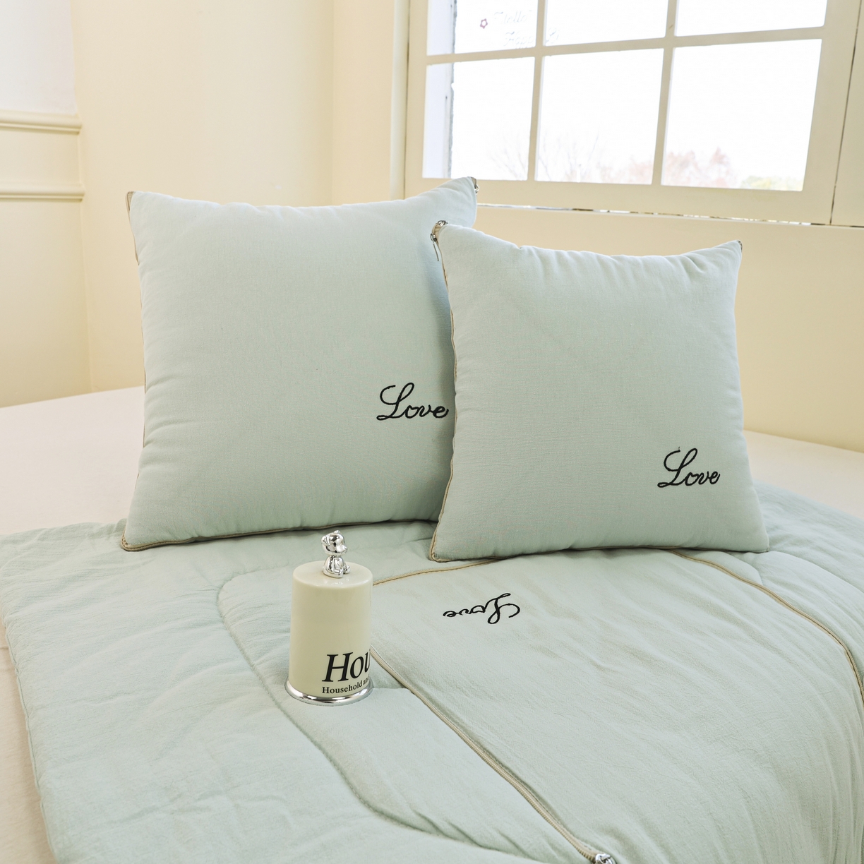 91家纺网 家纺一手货源 找家纺 番茄+ 2025新款全棉麻感纯色抱枕被 浅蓝