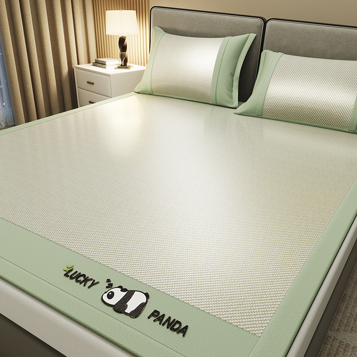 91家纺网 家纺一手货源 找家纺 阿牛席业 2025新款冰藤凉席系列帕帕狗 帕帕熊-绿色