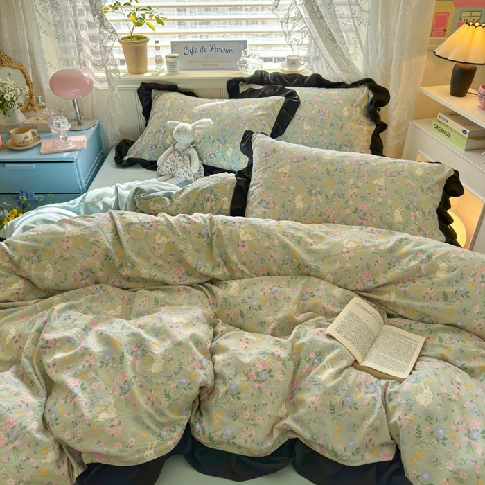 91家纺网 家纺一手货源 找家纺 慕澄家纺 2025新款法式浪漫风花边款水洗棉四件套 花边款-碎花兔兔