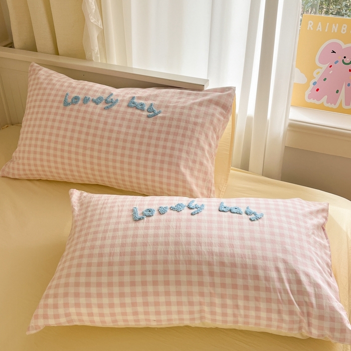 91家纺网 家纺一手货源 找家纺 葡萄家 2025专版高克重超萌卡通格子双拼毛巾绣软糯糯水洗棉四件套 森林派对