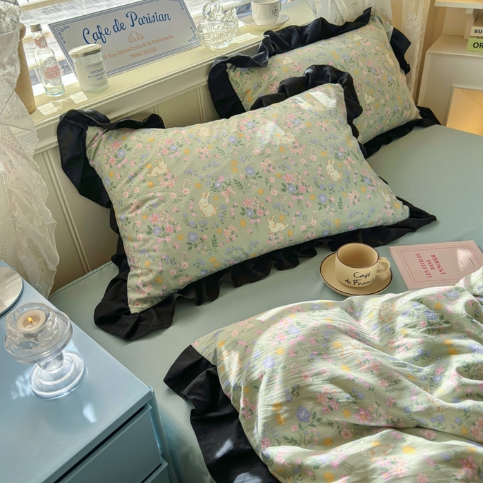 91家纺网 家纺一手货源 找家纺 慕澄家纺 2025新款法式浪漫风花边款水洗棉四件套 花边款-碎花兔兔