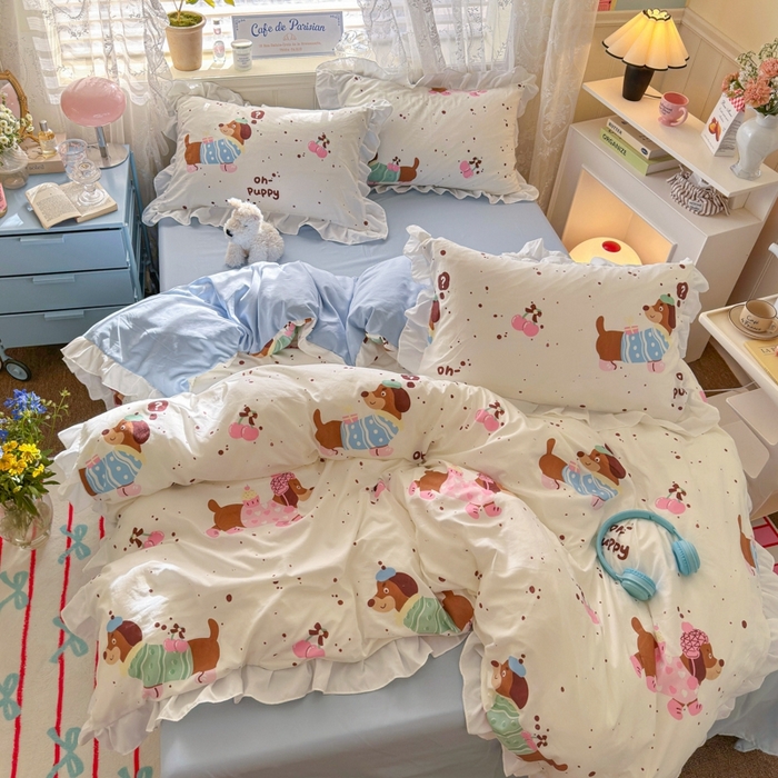 91家纺网 家纺一手货源 找家纺 慕澄家纺 2025新款法式浪漫风花边款水洗棉四件套 花边款-腊肠狗