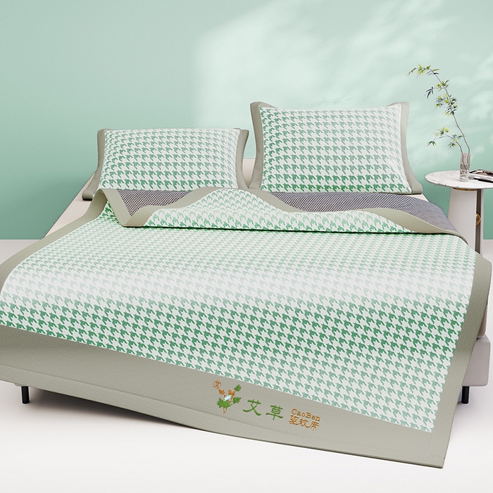 91家纺网 家纺一手货源 找家纺 阿牛席业 2025新款水洗冰晶系列-宽头绣复三明治条席 大千鸟格-绿-反面三明治款条席