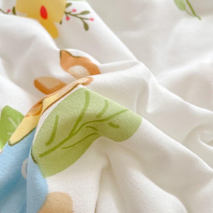 91家纺网 家纺一手货源 找家纺 心卓婴童馆 2025新款A类针织棉被芯—影棚图 小兔团子