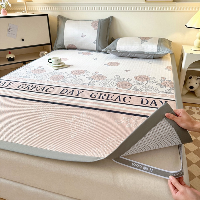 91家纺网 家纺一手货源 找家纺 阿牛席业 2025新款凉感印花软席系列一 郝本日记