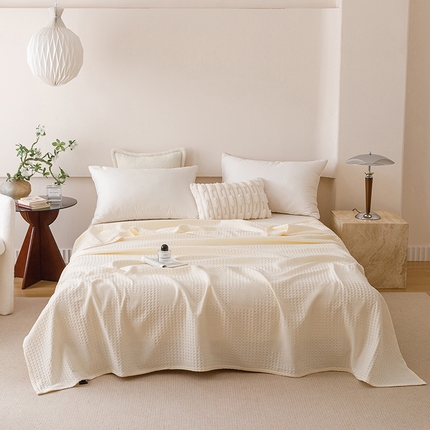 91家纺网 家纺一手货源 找家纺 悦然毛巾被 2025新款蜂窝纱布盖毯 星光白